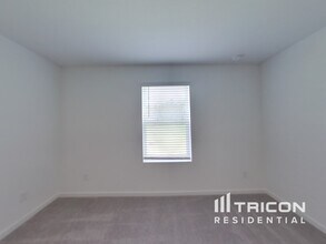 10746 Lishwood Wy in Jacksonville, FL - Building Photo - Building Photo
