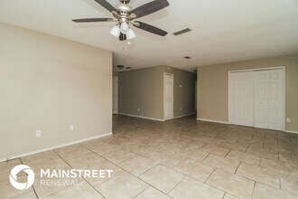 313 Apopka Hills Cir in Apopka, FL - Building Photo - Building Photo