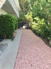 11333 Venice Blvd, Unit 5 in Los Angeles, CA - Foto de edificio - Building Photo