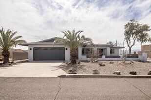 3062 Shoshone Dr in Lake Havasu City, AZ - Building Photo