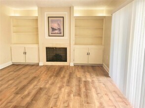 714 7th Ct in Palm Beach Gardens, FL - Building Photo - Building Photo