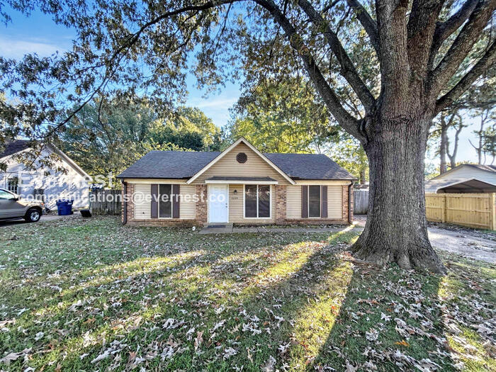 6220 Forestgate Rd in Horn Lake, MS - Building Photo