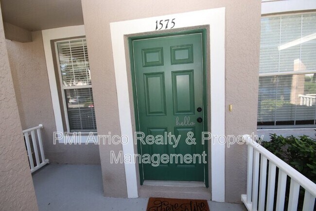 1575 Blue Magnolia Rd in Brandon, FL - Building Photo - Building Photo