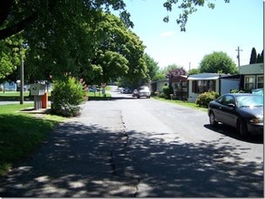 Lititz Mobile Home Park in Lititz, PA - Building Photo - Building Photo