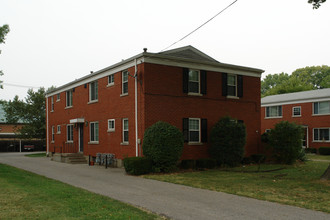 170-174 Thierman Ln in Louisville, KY - Building Photo - Building Photo