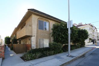 10138 Palms Blvd in Los Angeles, CA - Building Photo - Building Photo