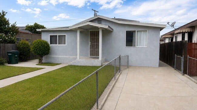 property at 11151 Duncan Ave