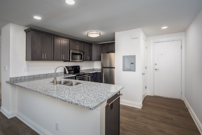 1335 Millersport Hwy-Unit -1355-3 in Buffalo, NY - Building Photo - Building Photo
