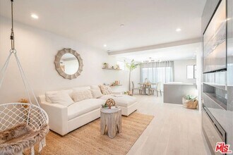 2805 3rd St in Santa Monica, CA - Building Photo - Building Photo