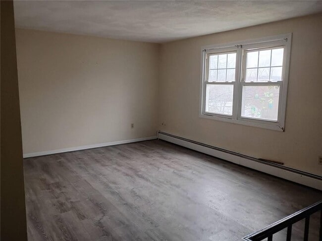 12 Monson St in Johnston, RI - Building Photo - Building Photo