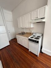 2083 E Clearfield St, Unit 1st Floor Front in Philadelphia, PA - Foto de edificio - Building Photo