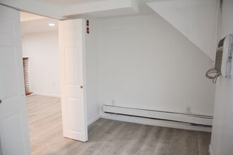 2350 Baldwin Ave, Unit 2350 Baldwin Ave 1B in Holmes, PA - Building Photo - Building Photo