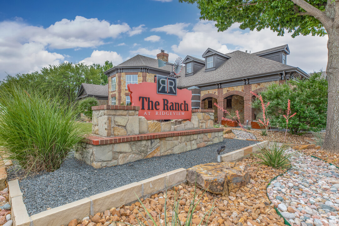 Ranch At Ridgeview in Plano, TX - Building Photo