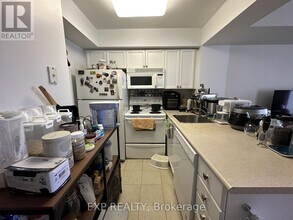 30 Harrison Garden Blvd in Toronto, ON - Building Photo - Building Photo