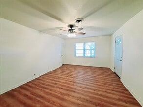 6203 Live Oak St in Greenville, TX - Building Photo - Building Photo