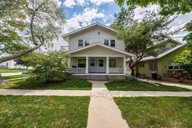 property at 4641 Stockwell St