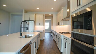 12182 Eastmoor Dr in Winter Garden, FL - Building Photo - Building Photo