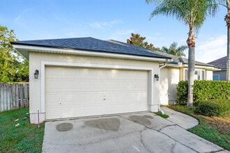 2638 Fernleaf Dr in Green Cove Springs, FL - Foto de edificio - Building Photo