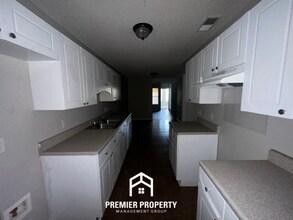 1116 Sunstar Dr in Cordova, TN - Building Photo - Building Photo