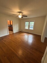 409 Deep Creek Rd in Newport News, VA - Foto de edificio - Building Photo