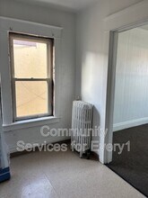 2415 Delaware Ave in Buffalo, NY - Building Photo - Building Photo