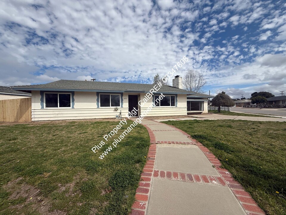 4692 Cherry Ave in Santa Maria, CA - Building Photo