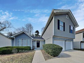 2200 Ramblewood Cir, Unit walk in in Decatur, GA - Building Photo
