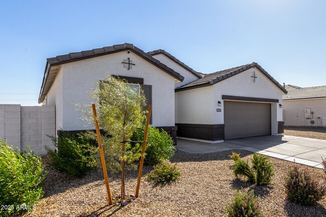 24047 W Mohave St in Buckeye, AZ - Building Photo - Building Photo