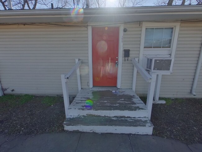 property at 1608 S Martinson St