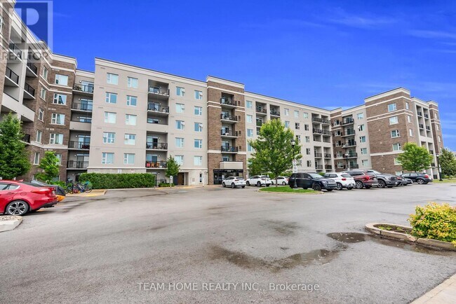 610 Farmstead Dr in Milton, ON - Building Photo - Building Photo