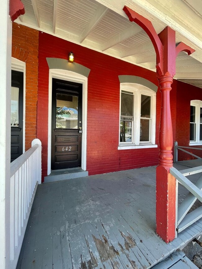 642 Marietta Ave in Lancaster, PA - Building Photo - Building Photo