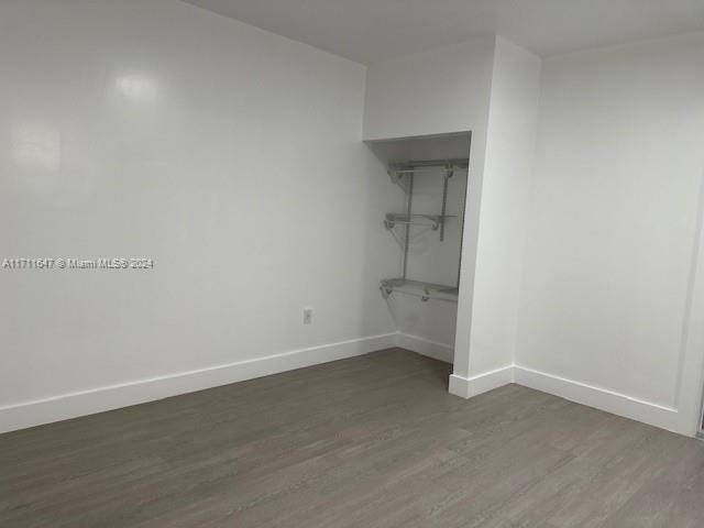 933 NW 32nd Pl-Unit -1 in Miami, FL - Building Photo