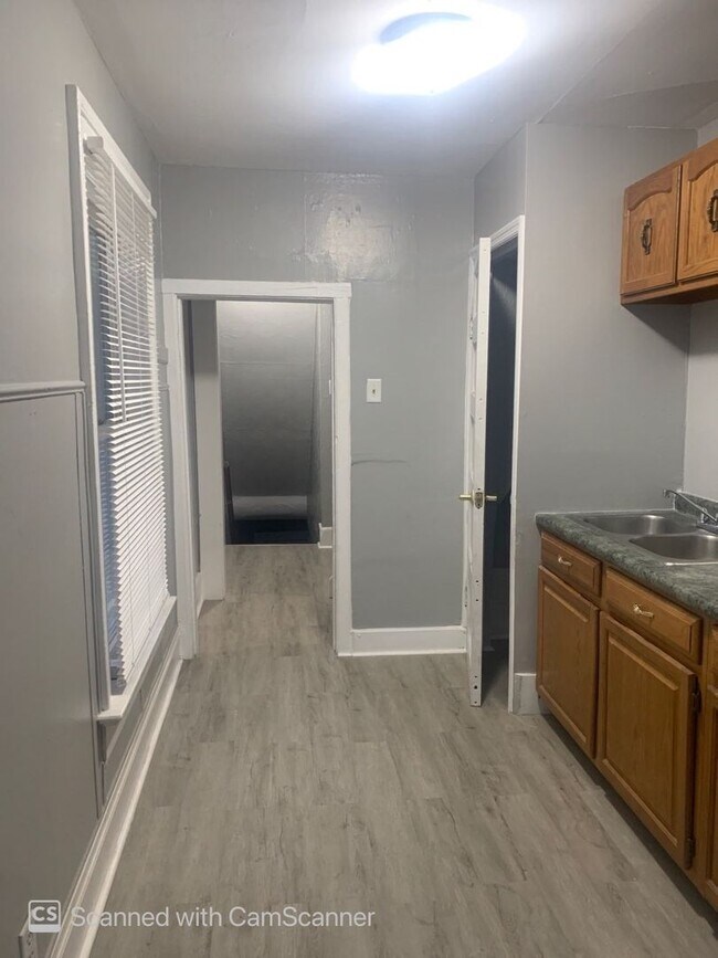 2008-2010 Wayne Ave in Dayton, OH - Building Photo - Building Photo