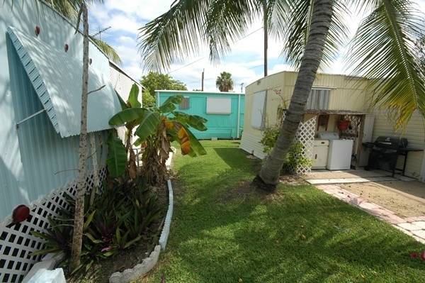 24930 Overseas Hwy in Summerland Key, FL - Building Photo