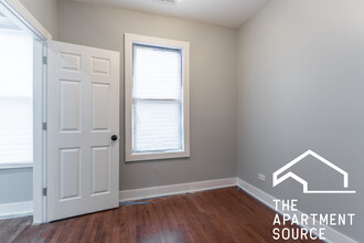 2659 W Homer St, Unit 2 in Chicago, IL - Building Photo - Building Photo