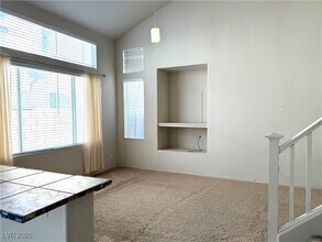 2710 Positive Ct in North Las Vegas, NV - Building Photo - Building Photo
