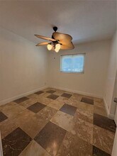 218 Lewis Blvd SE in St. Petersburg, FL - Building Photo - Building Photo