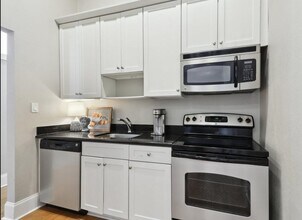 1544 Camp St, Unit 4 in New Orleans, LA - Building Photo - Building Photo