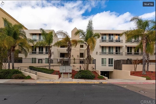 5540 Lindo Paseo, Unit 16 in San Diego, CA - Foto de edificio - Building Photo