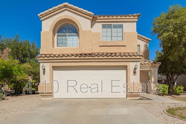 2320 W Allens Peak Dr in San Tan Valley, AZ - Building Photo - Building Photo