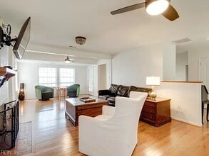 5198 Weaver Ln in Gloucester, VA - Building Photo - Building Photo