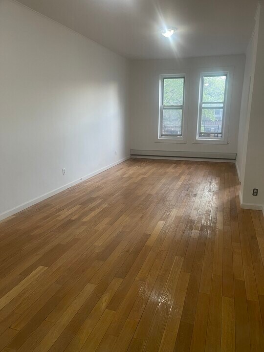 529 80th St in Brooklyn, NY - Building Photo