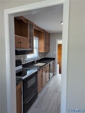 121 E Magruder St in Sandston, VA - Building Photo - Building Photo