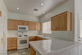 885 Veranda View Ave in Las Vegas, NV - Building Photo - Building Photo