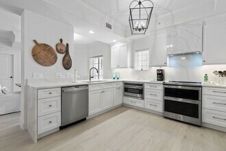 102 Yacht Harbor Dr in Palm Coast, FL - Building Photo - Building Photo