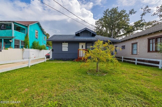 property at 121 Bellevue Ave