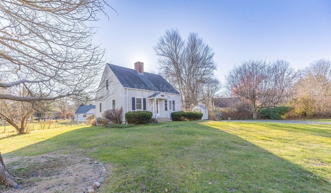 33 Mills Ln in Bloomfield, CT - Building Photo - Building Photo