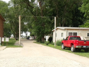 Lake Manawa Mobile Home Park in Council Bluffs, IA - Building Photo - Building Photo