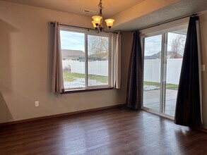 8811 N Elm St in Spokane, WA - Building Photo - Building Photo