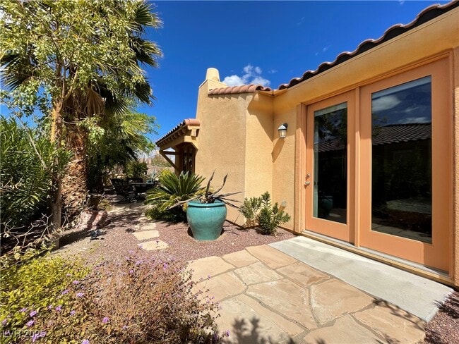 property at 75 Avenza Dr